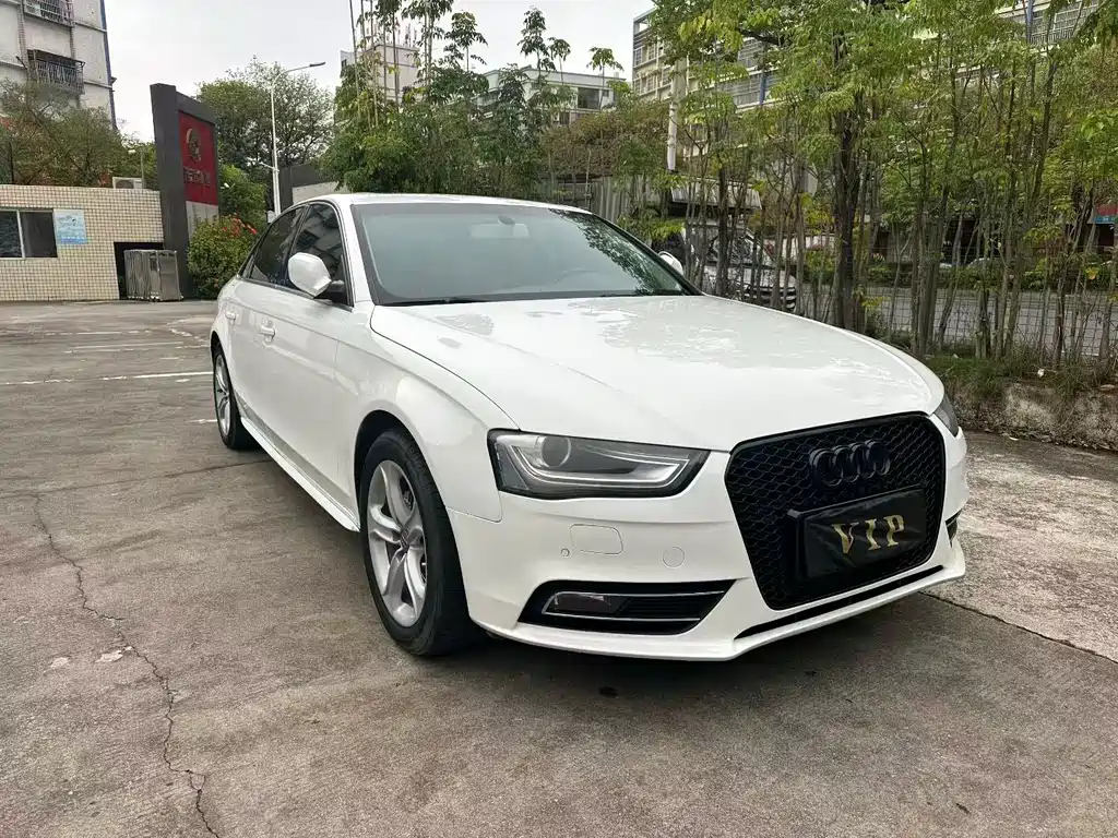 Audi A4L 2014