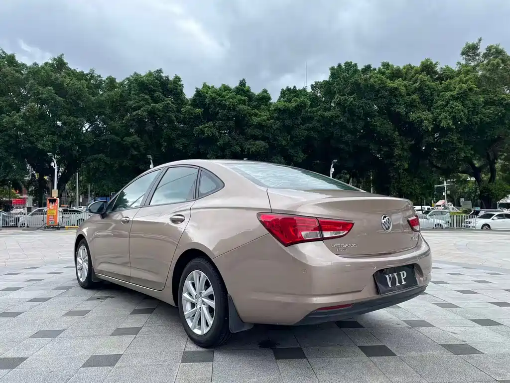 Buick Verano — миниатюра 5