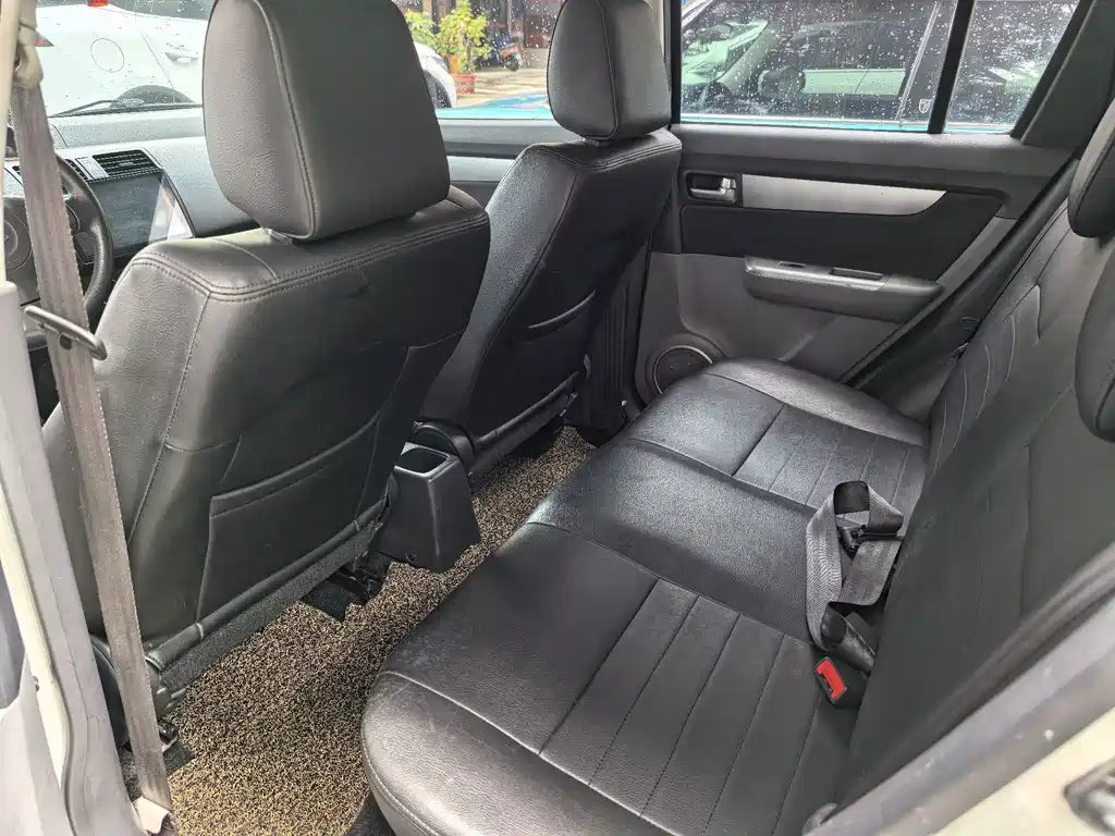 Suzuki Swift — миниатюра 6