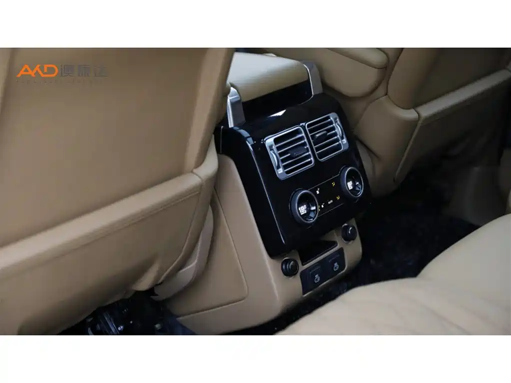 Land Rover Range Rover — миниатюра 9