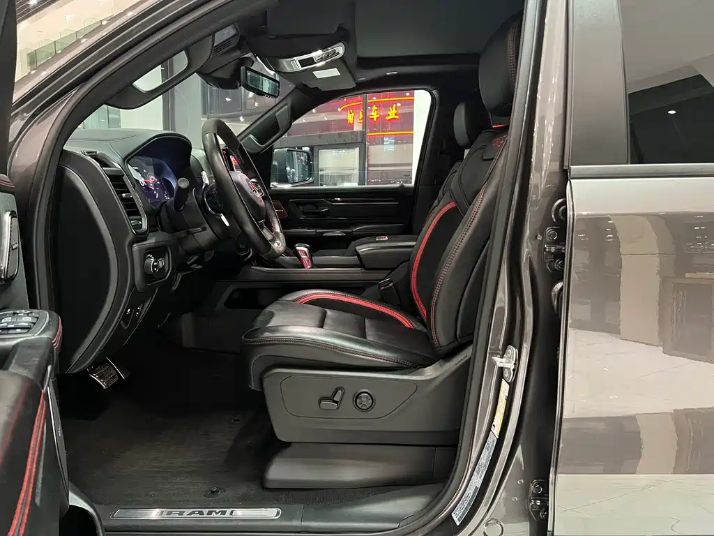 RAM Ram Trucks — миниатюра 8