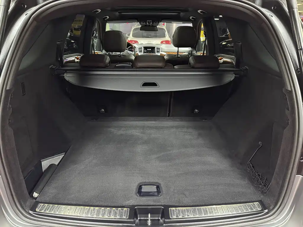 Mercedes-Benz M-Class — миниатюра 45