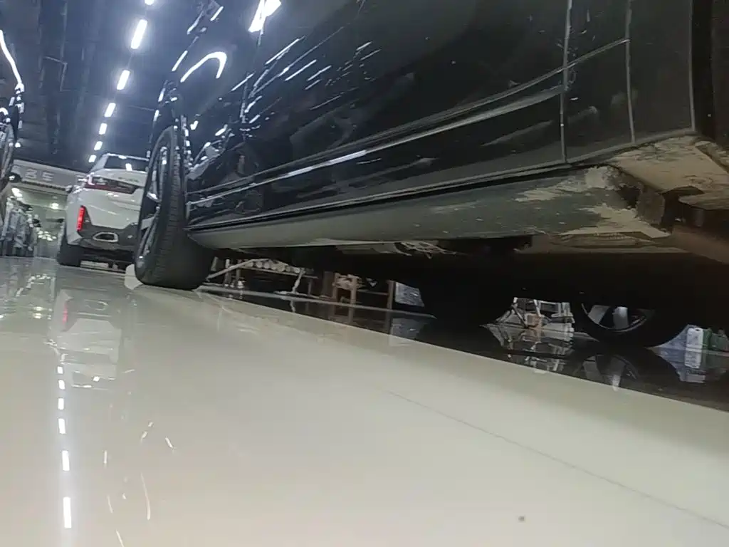 Li Auto Li L8 — миниатюра 21