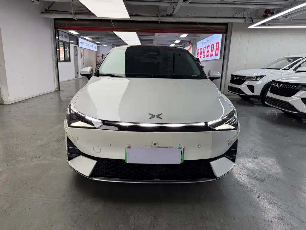 XPeng P5 — миниатюра 2