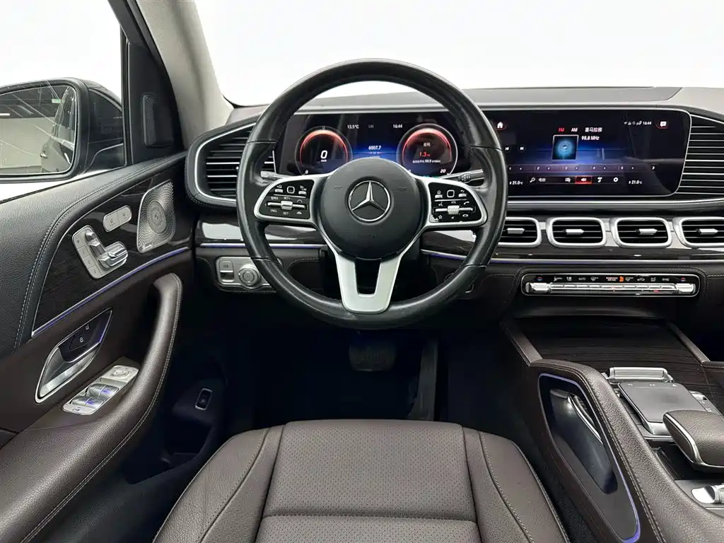 MERCEDES-BENZ GLS
