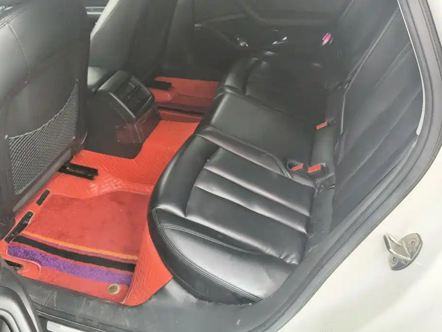 Audi A4L — миниатюра 11