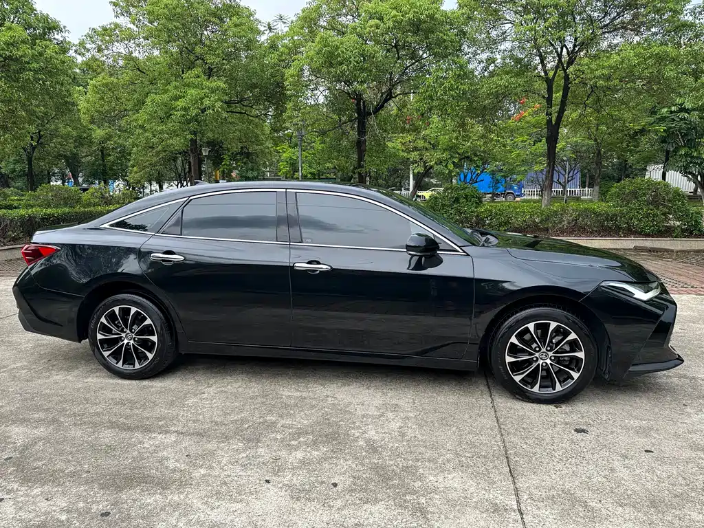 Toyota Avalon 2.0L Luxury Edition, фото 12