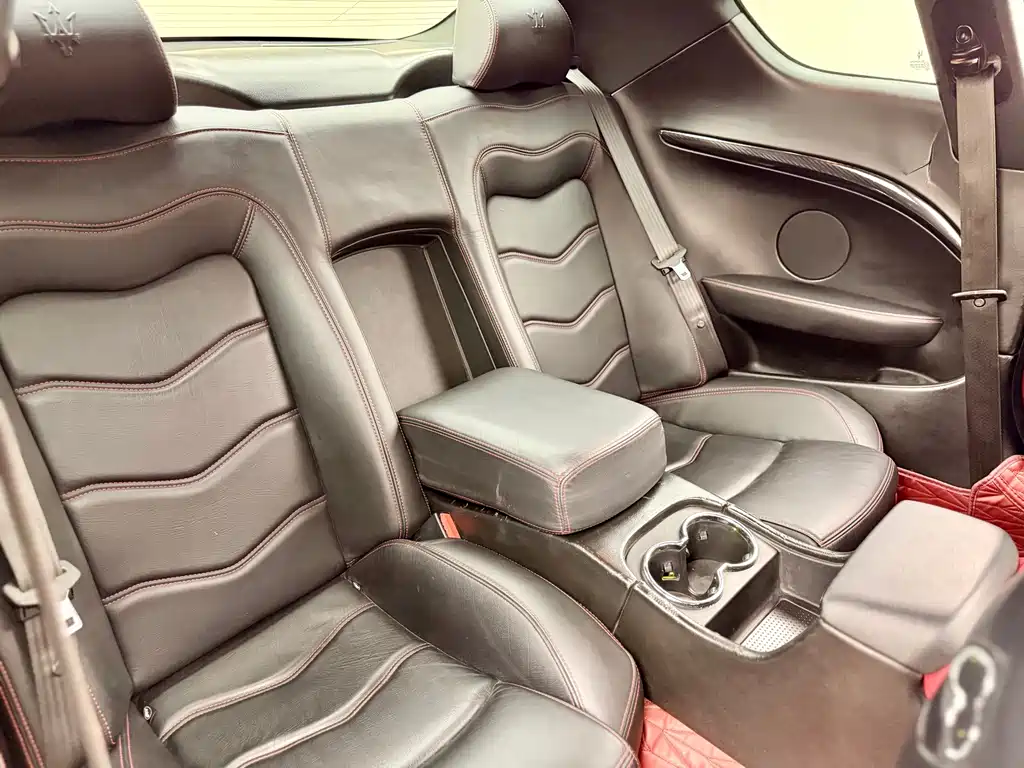 Maserati GranTurismo — миниатюра 19