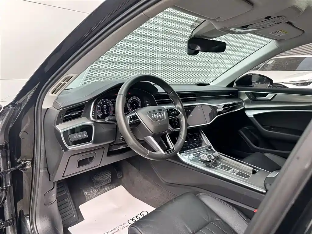 Audi A6L 2020 40 TFSI Luxury