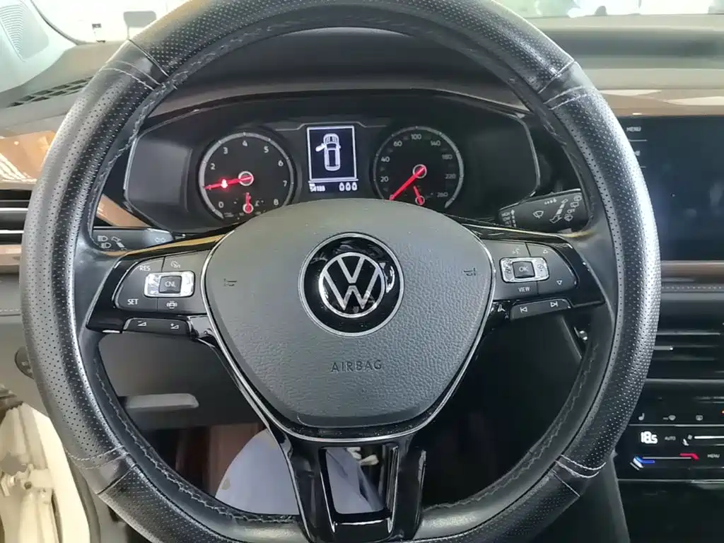 Volkswagen Tharu — миниатюра 11