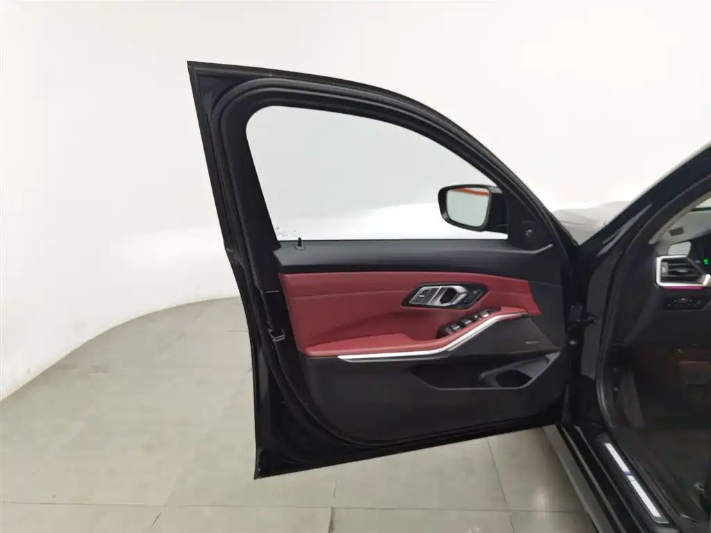 BMW 3 Series 3 2022 325i M Sport