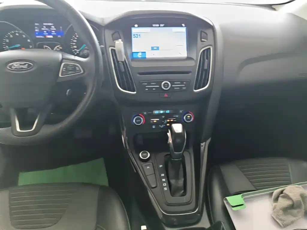 Ford Focus — миниатюра 13