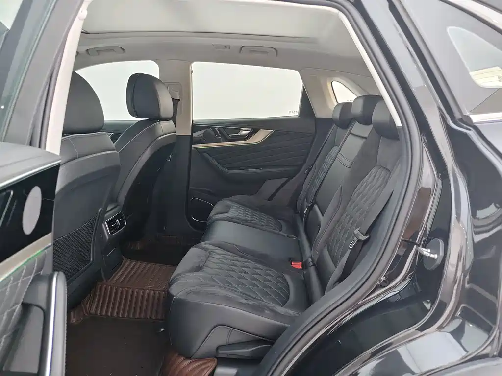 Hongqi Hongqi HS5 — миниатюра 9