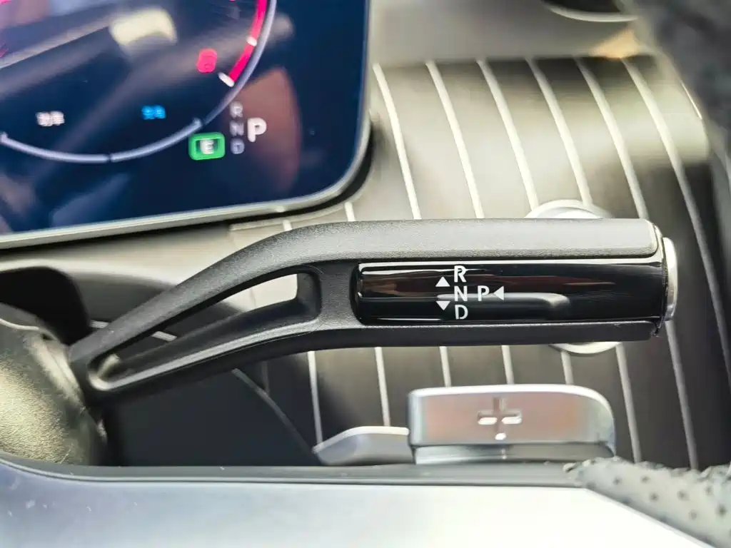 Mercedes-Benz C-Class — миниатюра 12