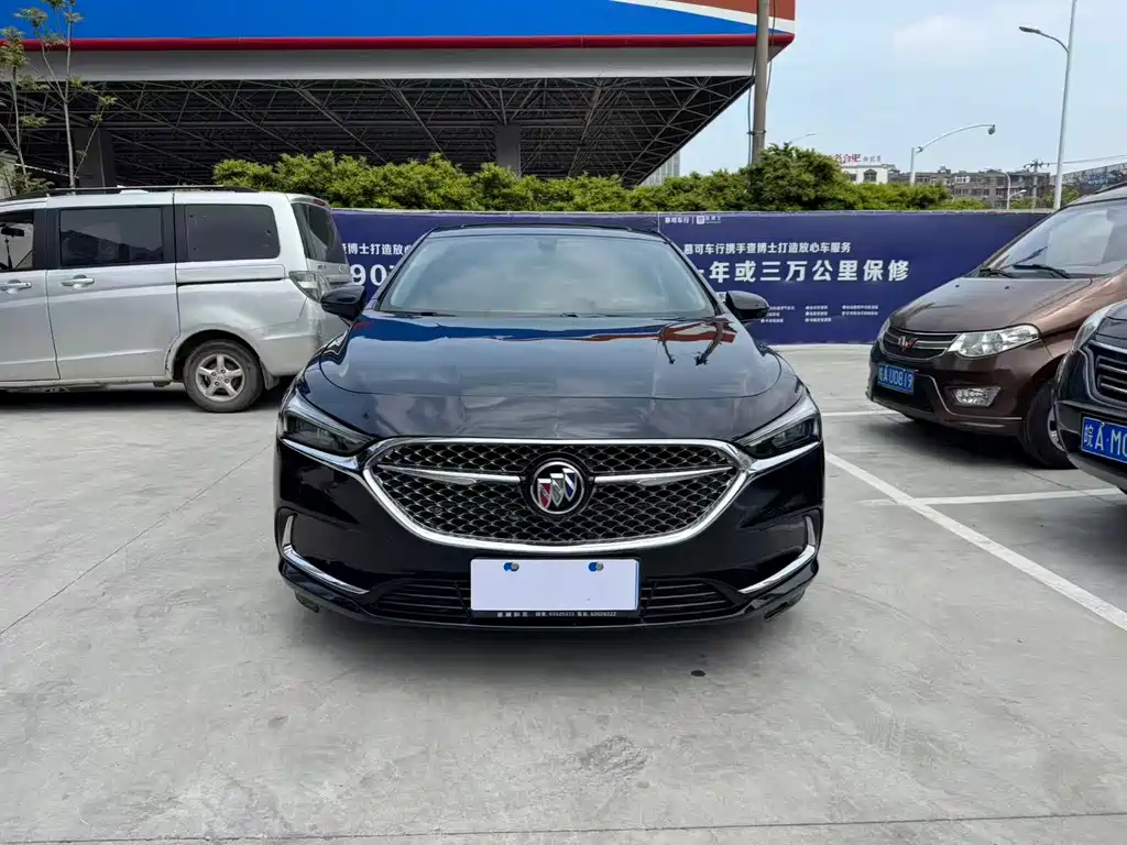 Buick LaCrosse 2021 652T Luxury