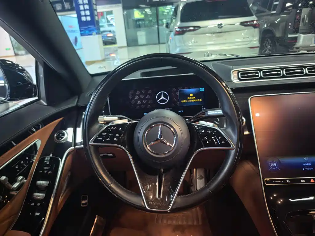 Mercedes-Benz S-Class — миниатюра 9