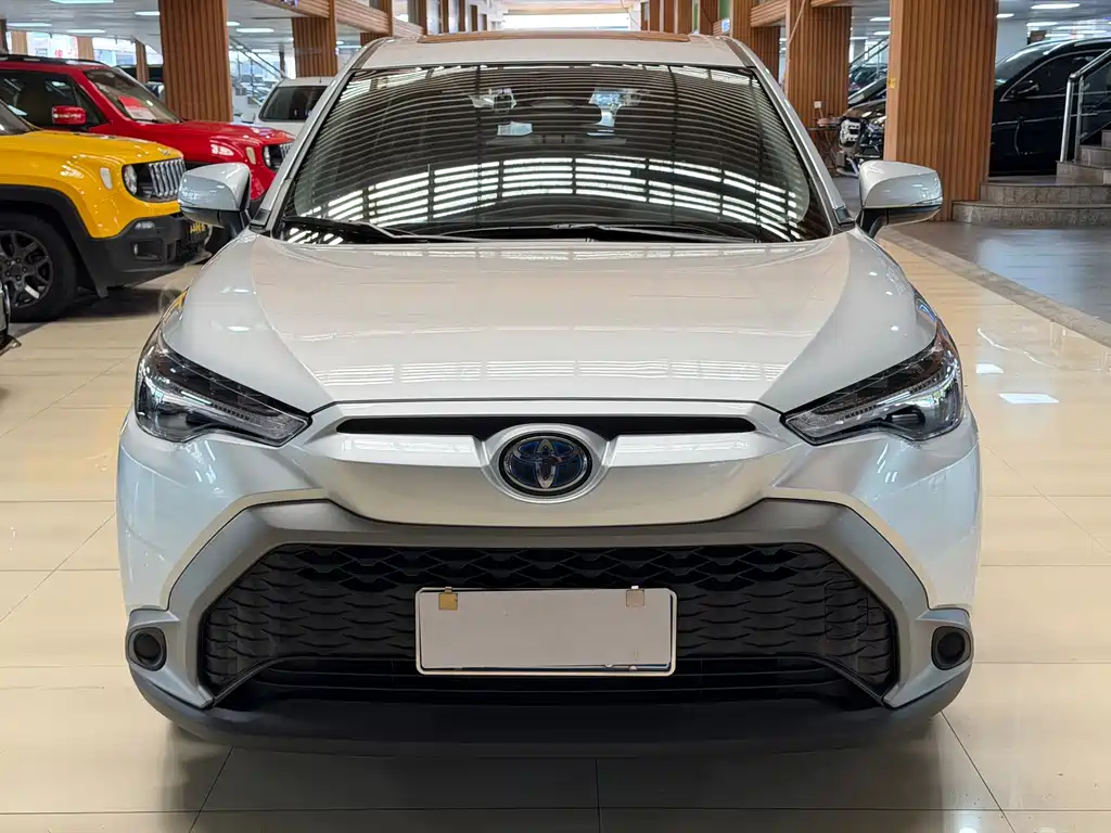 Toyota Frontlander — миниатюра 2
