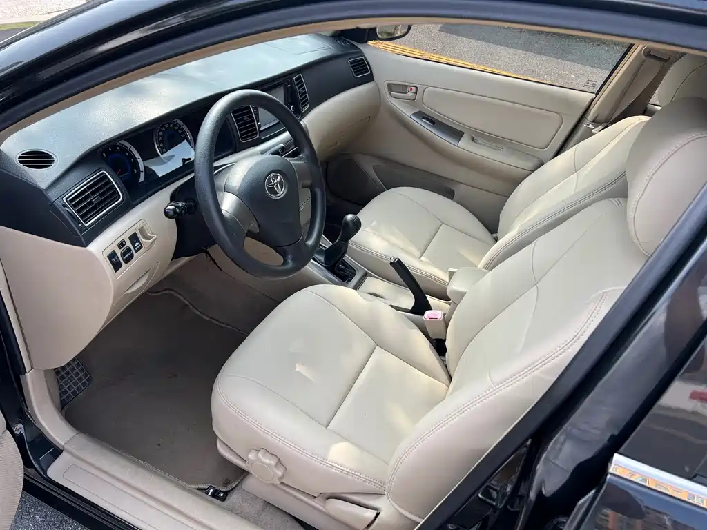 Toyota Corolla — миниатюра 5