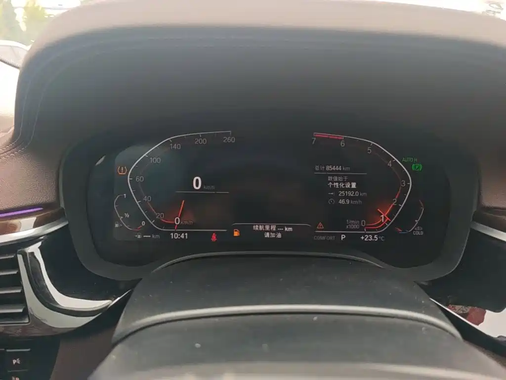 BMW 5 Series — миниатюра 12