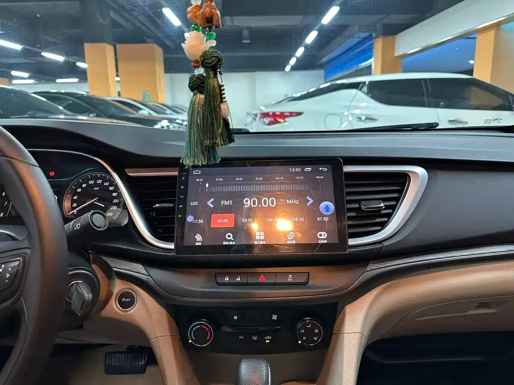 Buick Excelle — миниатюра 11