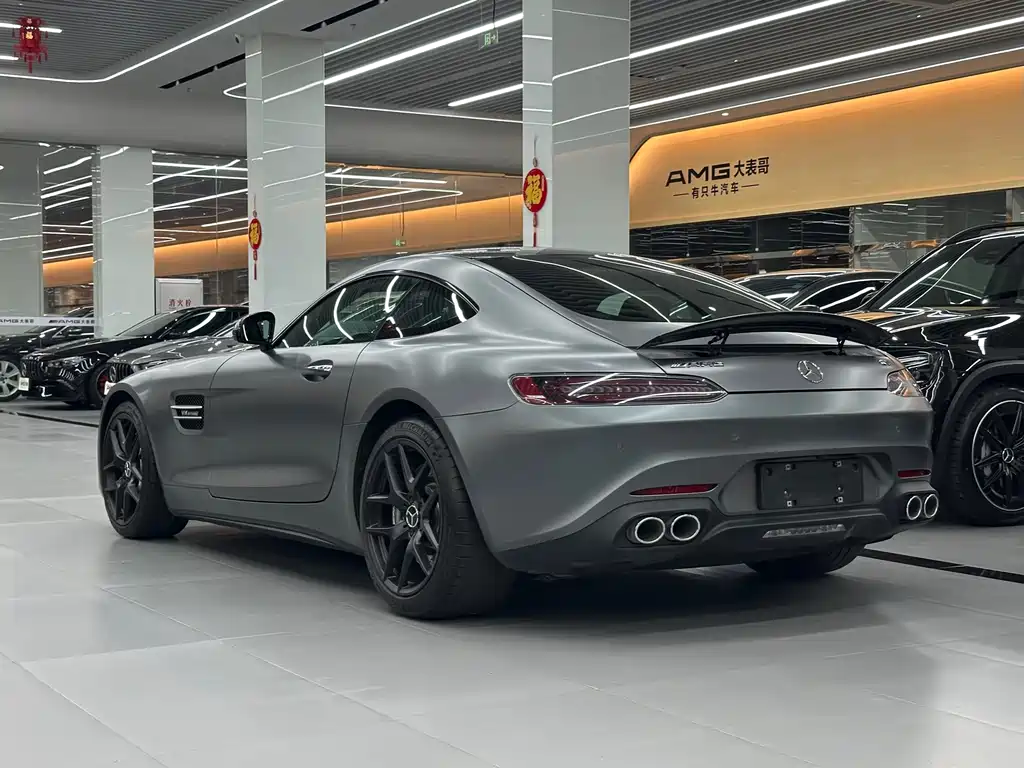 MERCEDES-BENZ AMG GT