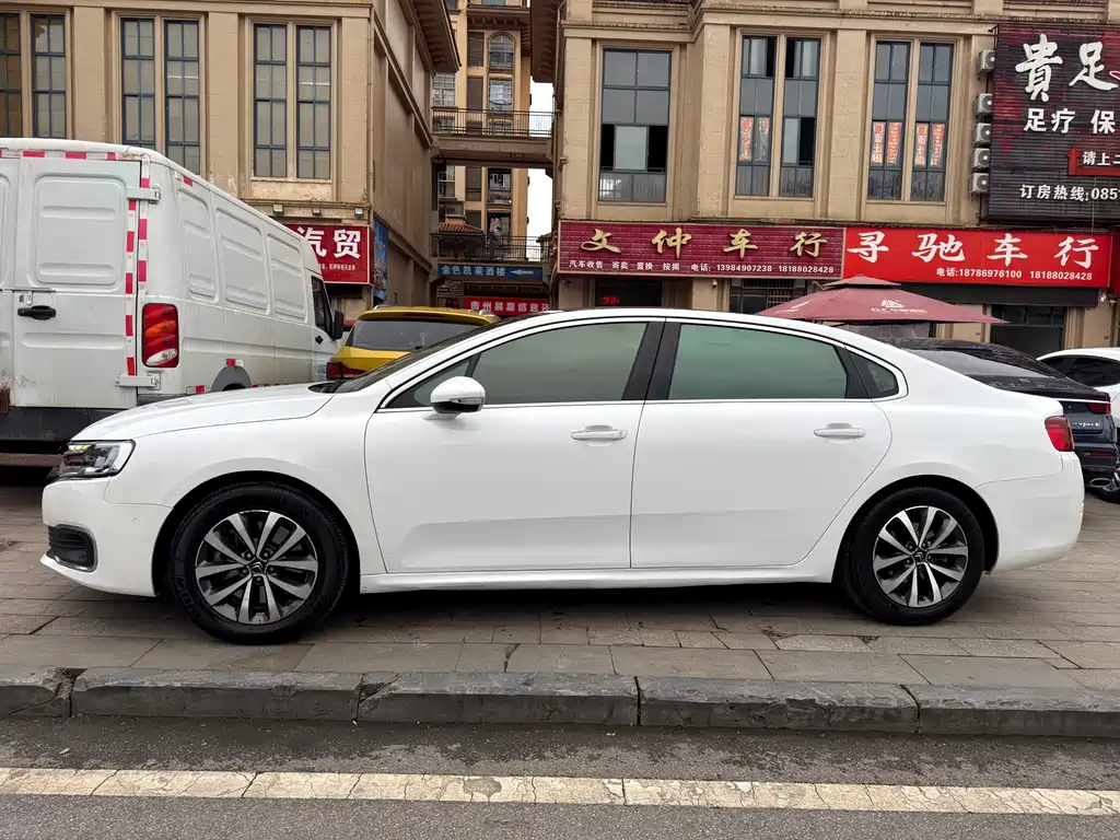 CITROEN C6