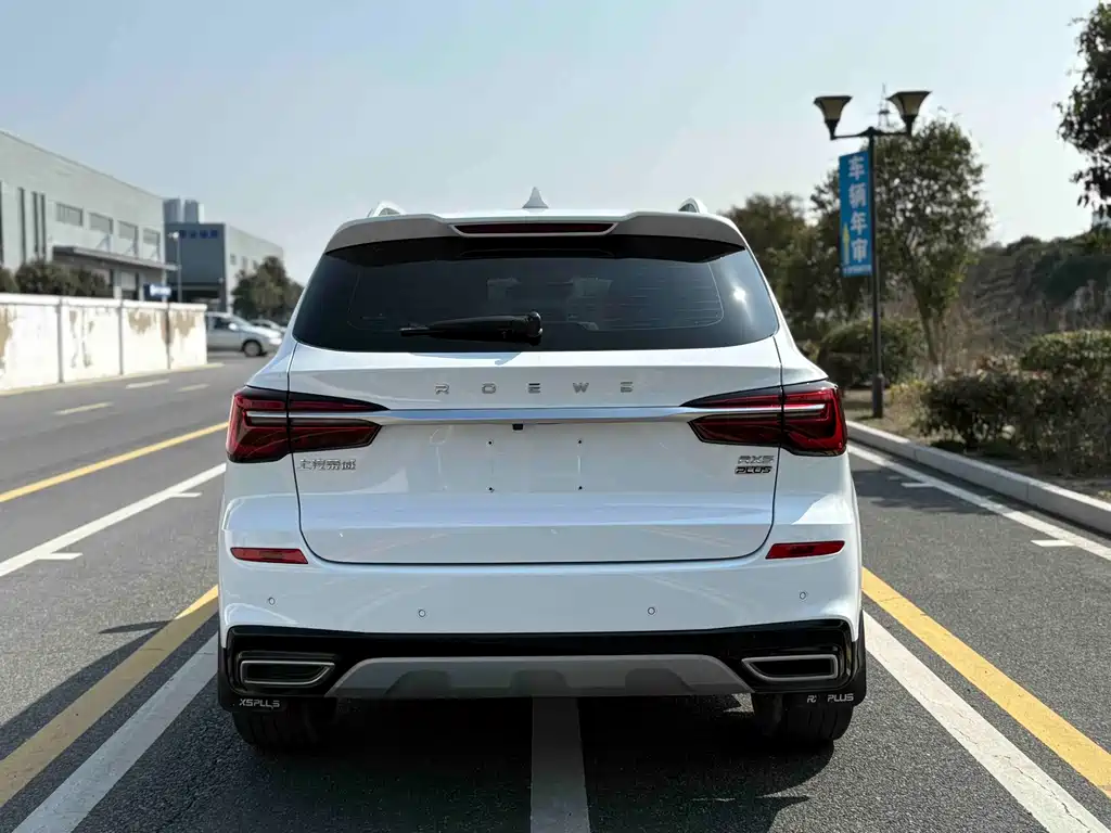 Roewe RX5 — миниатюра 9