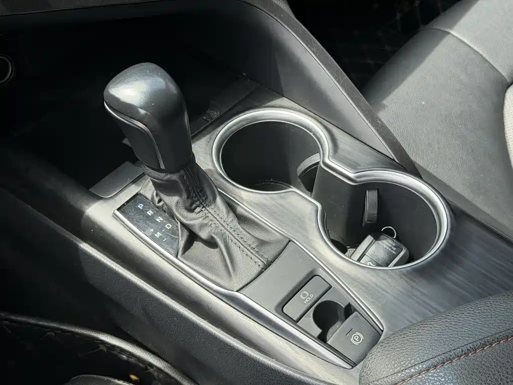 Toyota Camry — фотографии объявления, Фото 10