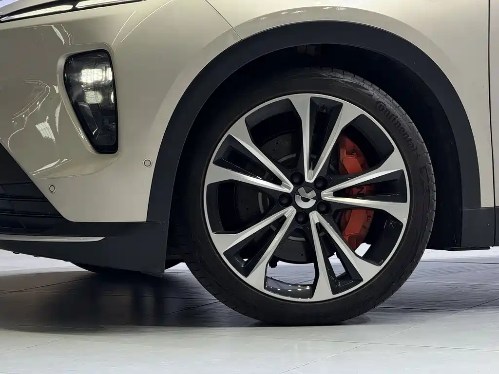 NIO ES8 2024 75kWh