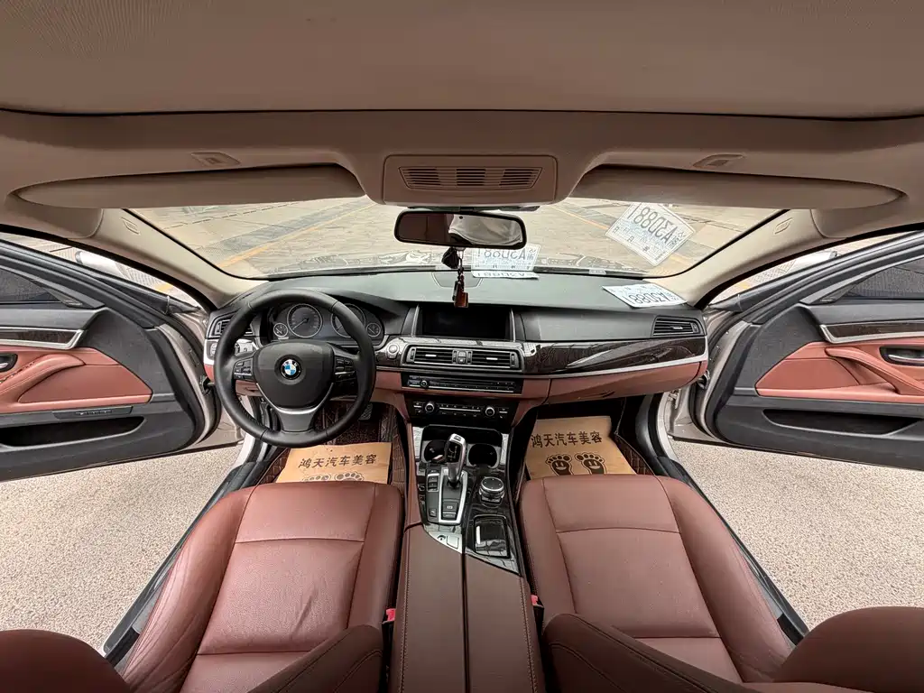 BMW 5 Series — миниатюра 12