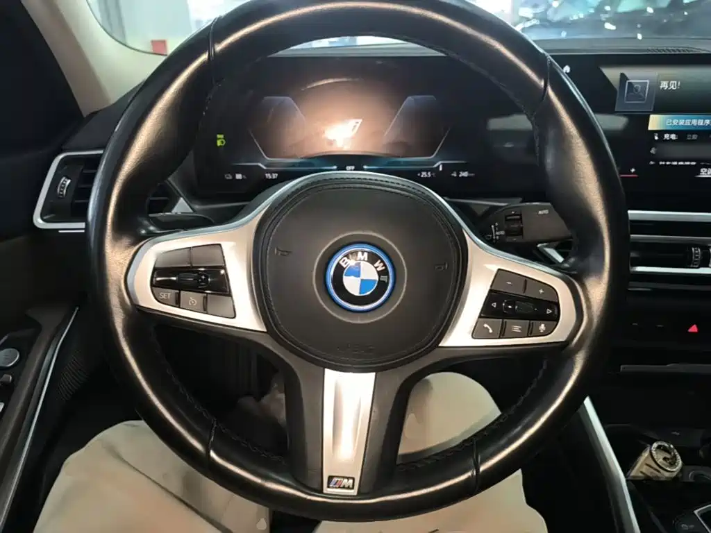 BMW i3 — миниатюра 11
