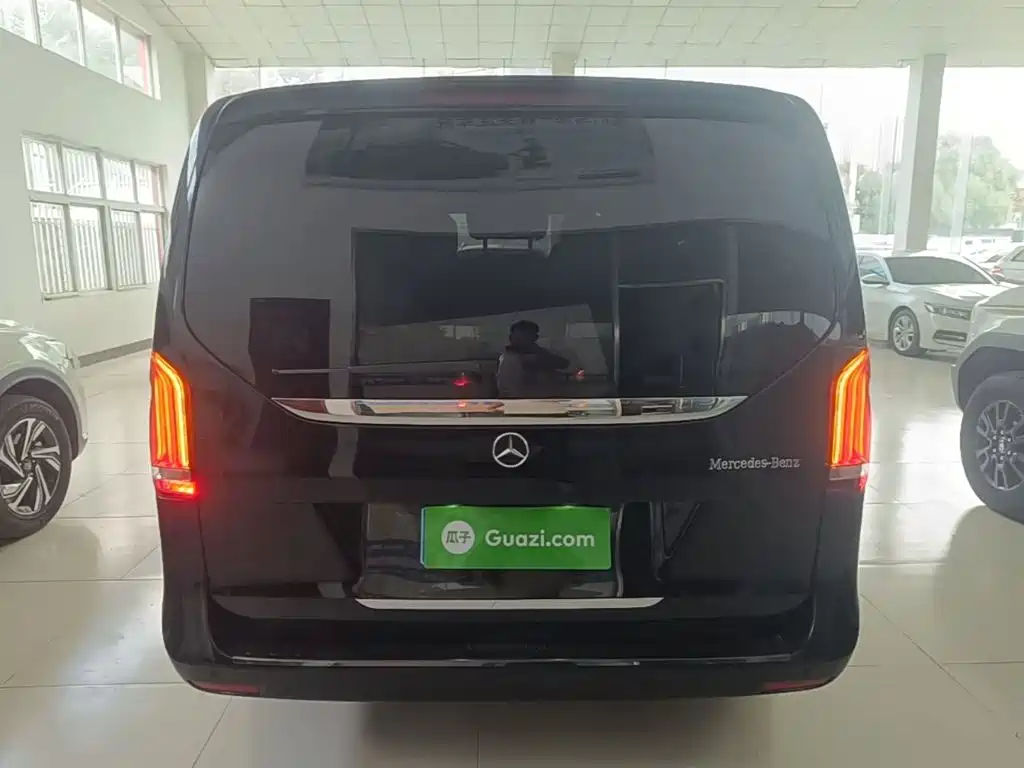 Mercedes-Benz V-Class — миниатюра 6