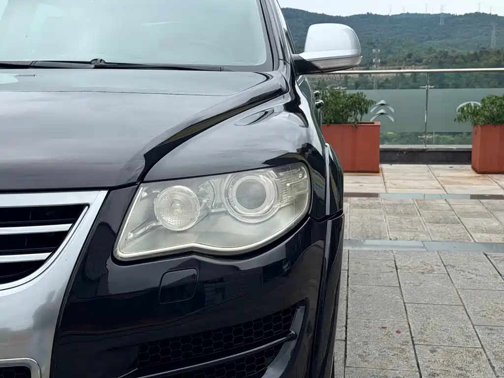 Volkswagen Touareg — миниатюра 8