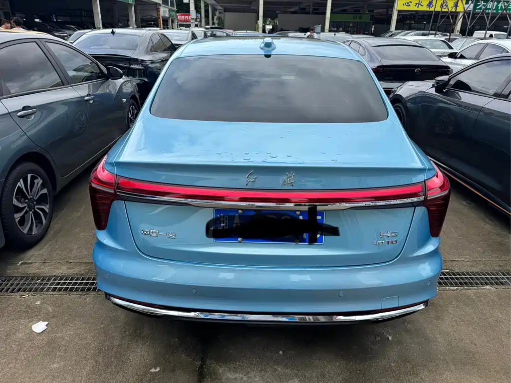 Hongqi Hongqi H5 — миниатюра 15