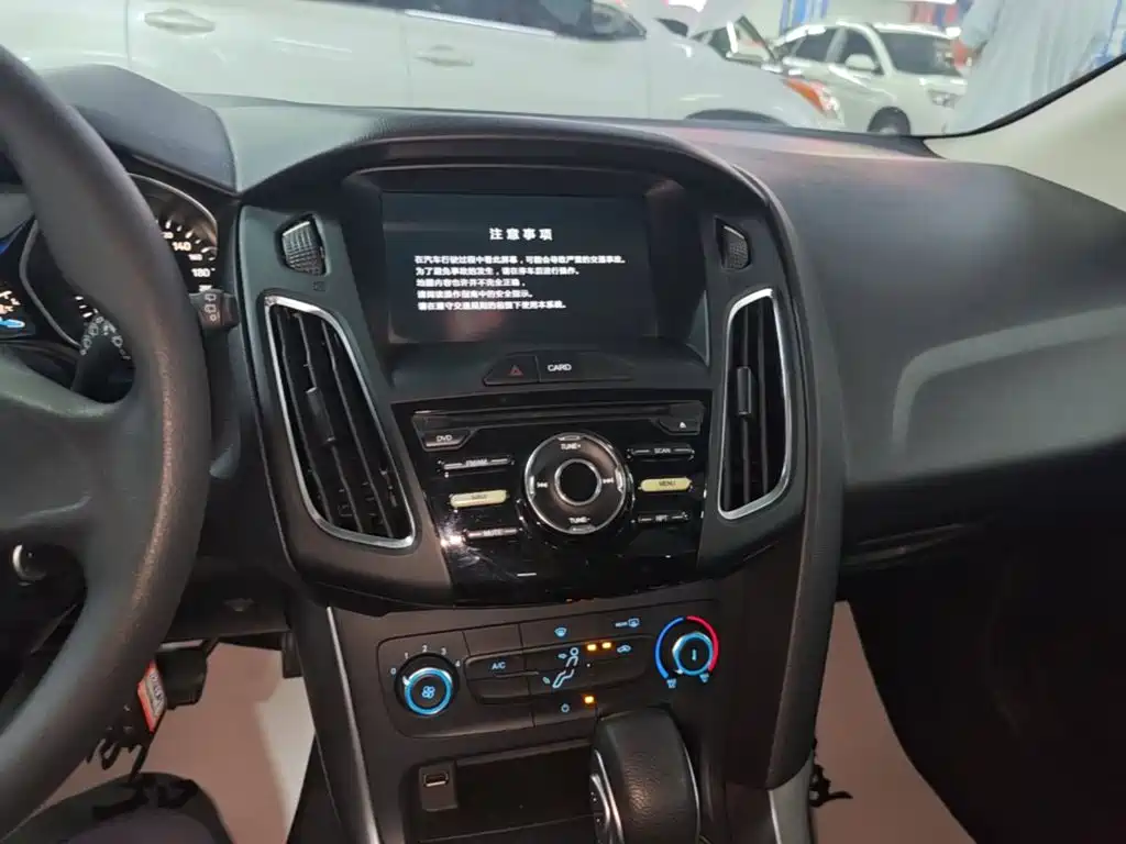 Ford Focus — миниатюра 13