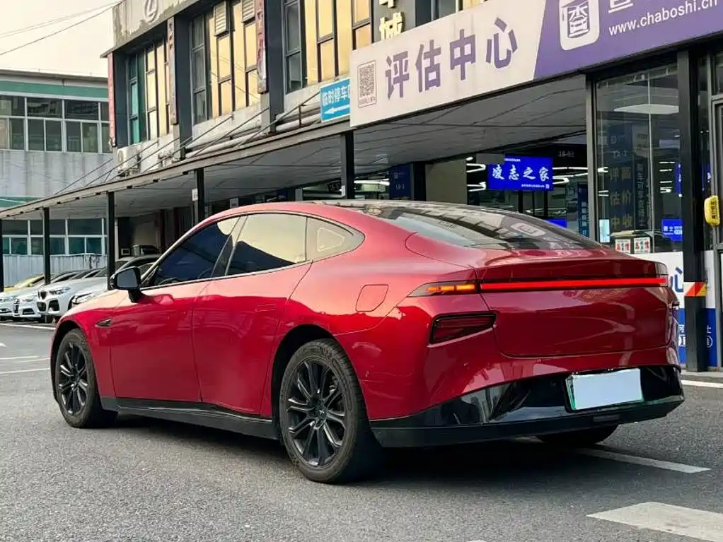 XPeng P7 — миниатюра 9