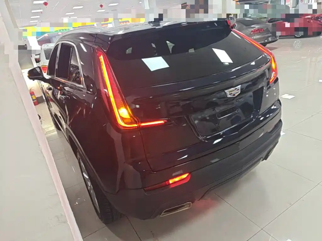 Cadillac XT4 — миниатюра 5