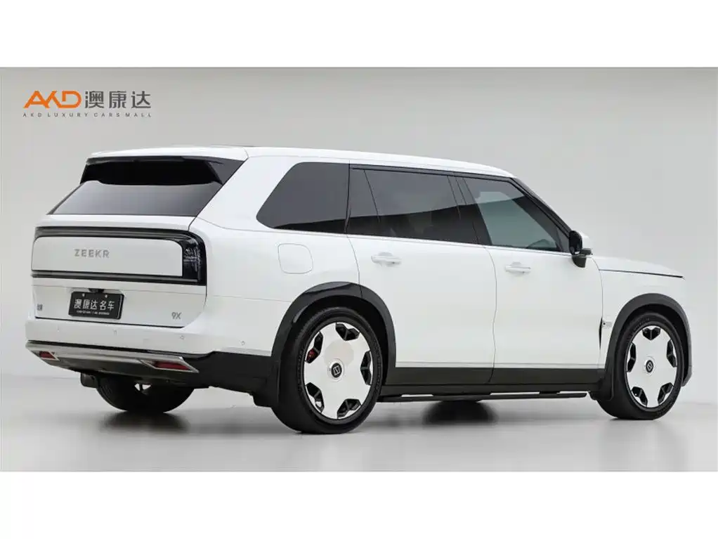 Zeekr 9X 2025 Max 55kWh мест