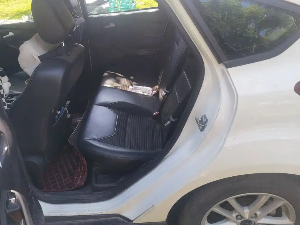 Ford Focus — миниатюра 13