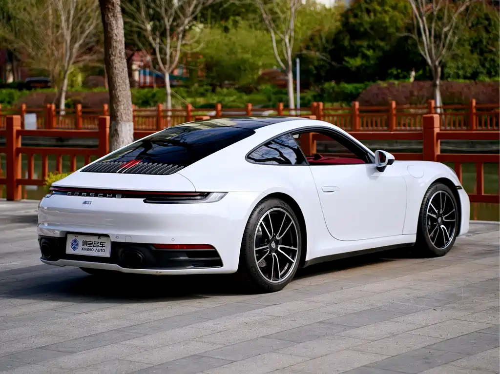 Porsche 911 2023 Carrera 3.0T