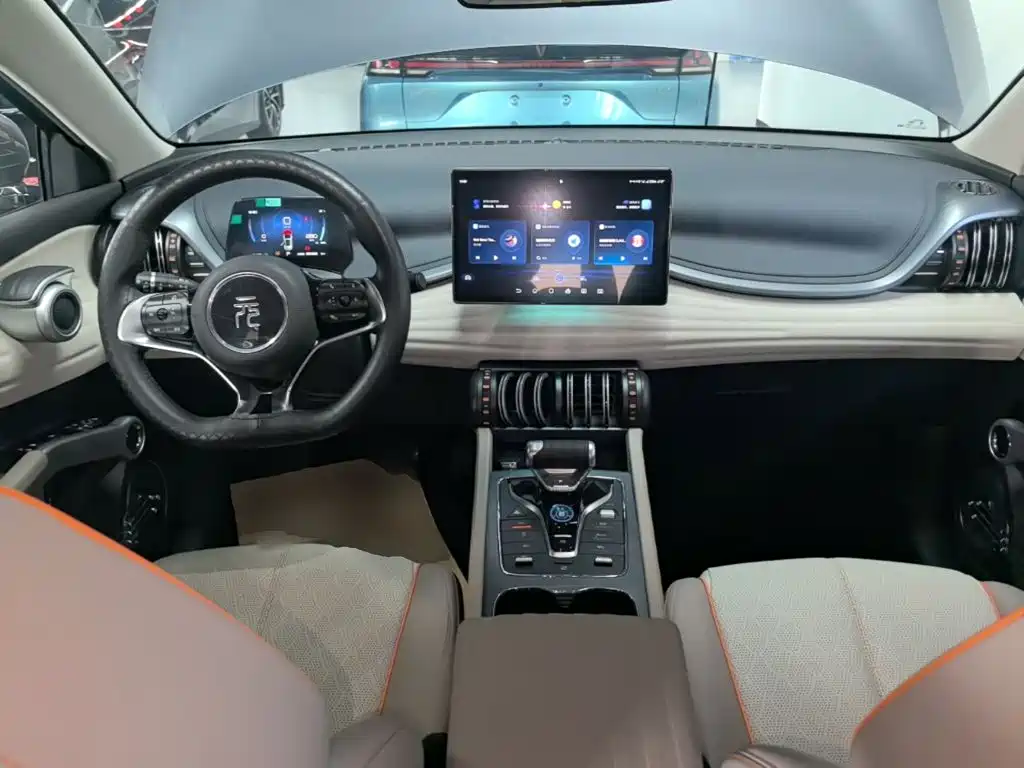 BYD Yuan Plus — миниатюра 10