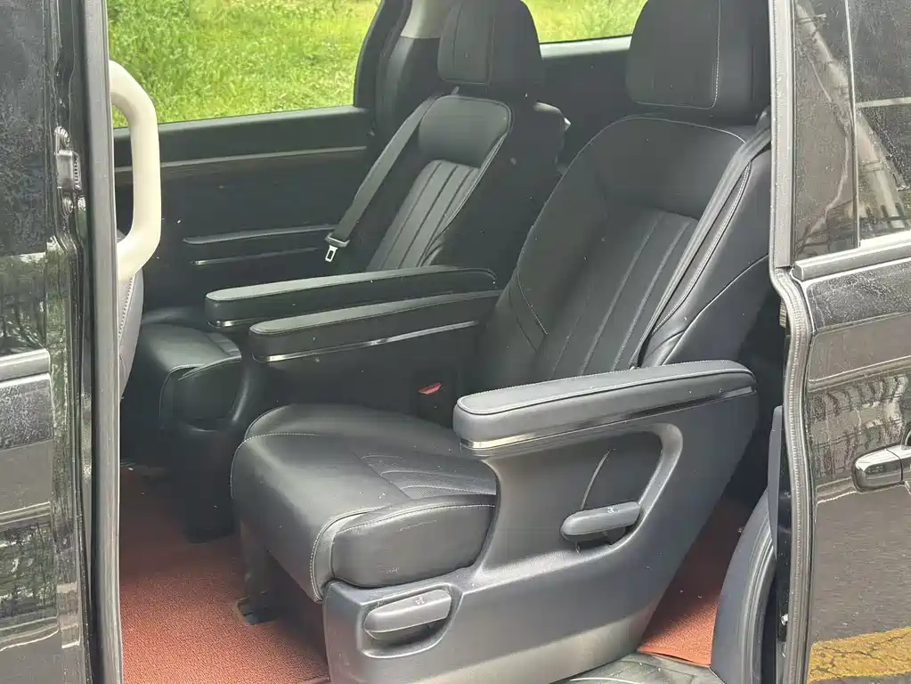 GAC M8 2020 390T Premium