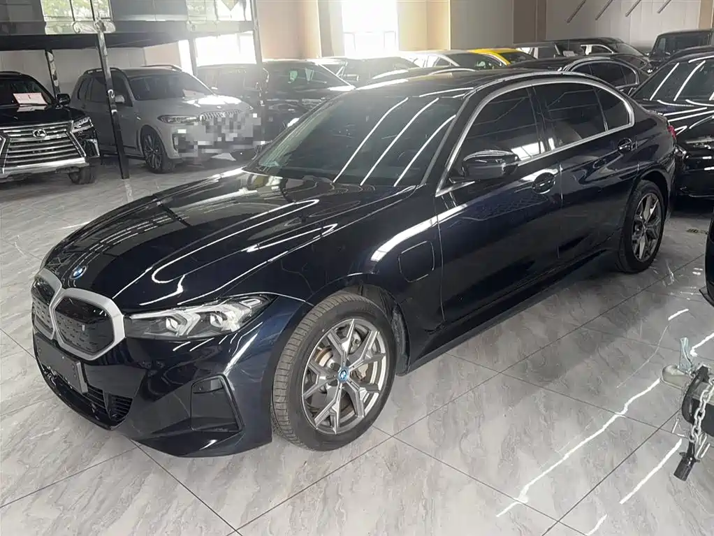 BMW i3 2023