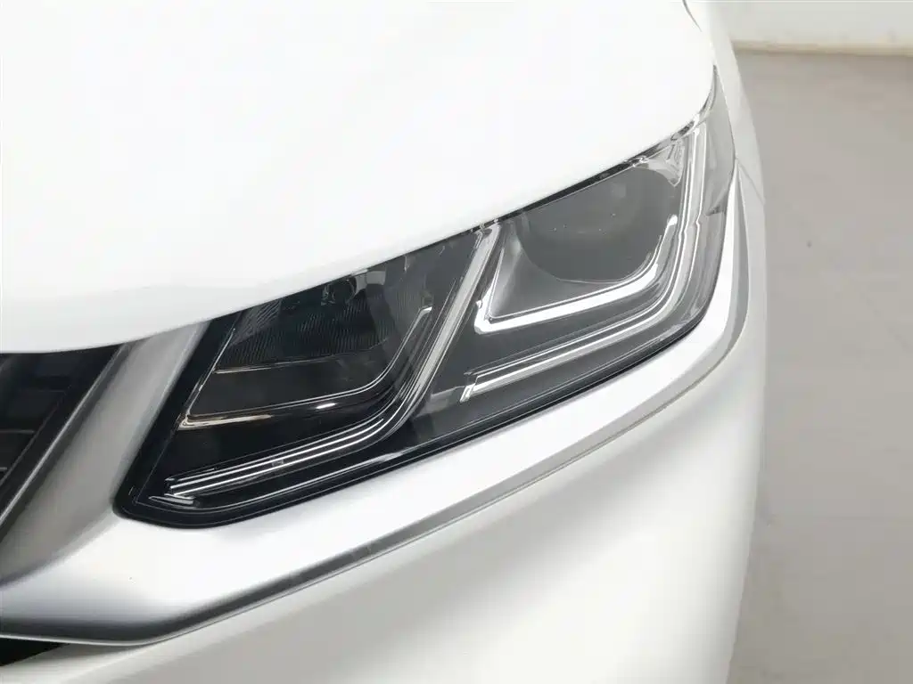 GEELY AUTOMOBILE BINYUE