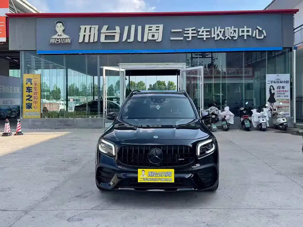Mercedes-Benz GLB AMG — миниатюра 2