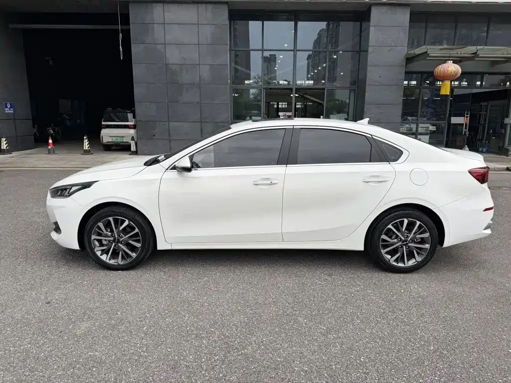 Kia K3 — миниатюра 2
