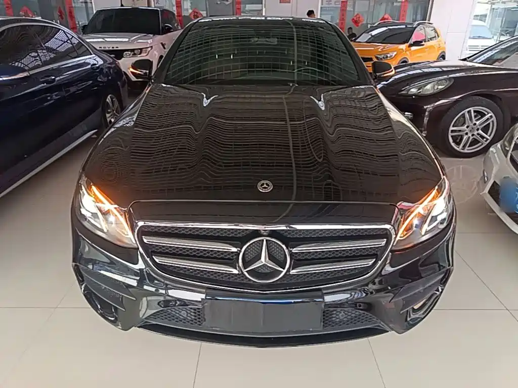 Mercedes-Benz E-Class (Import) — миниатюра 3