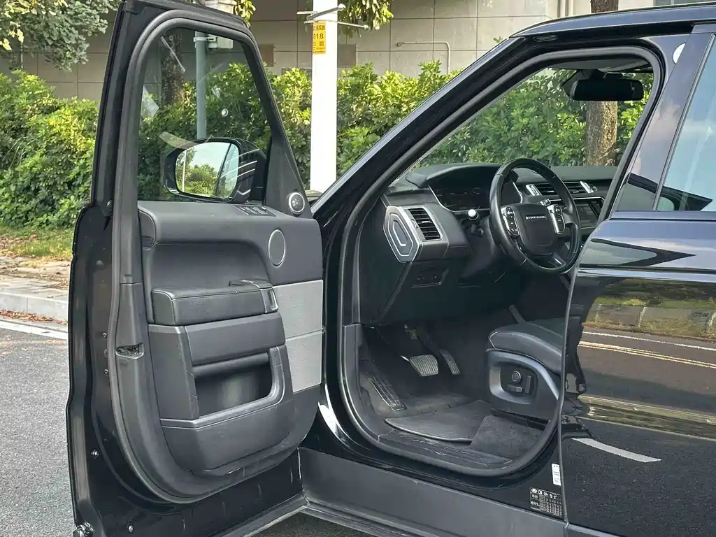 Land Rover Sport — миниатюра 6