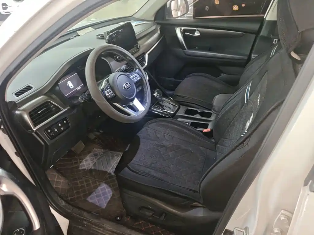 Kia Sportage — миниатюра 15