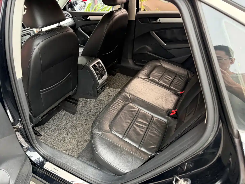 Volkswagen Passat — миниатюра 9